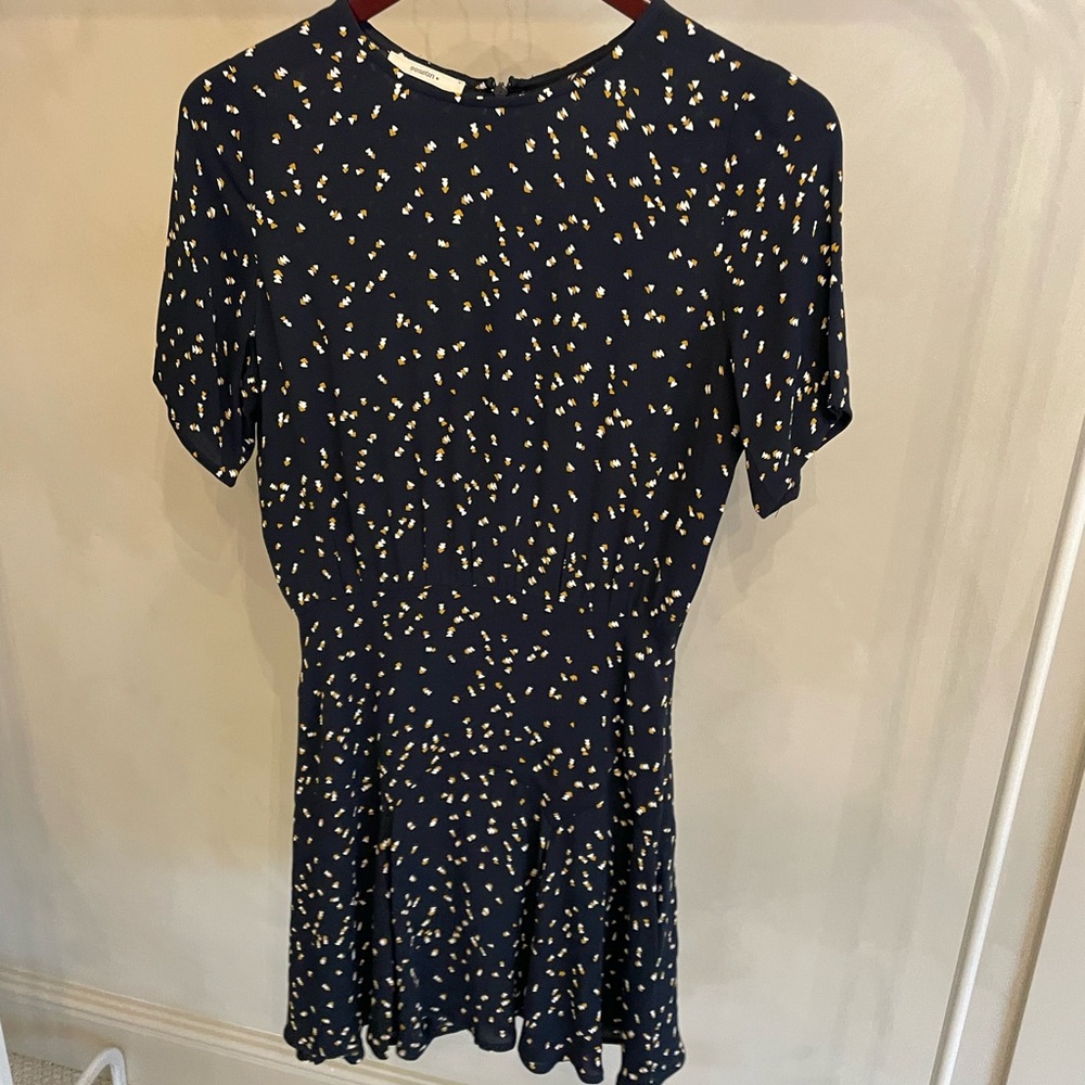 Sessun dress size small